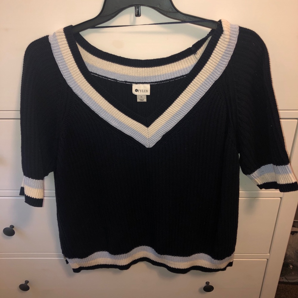Navy blue preppy sweater size XL